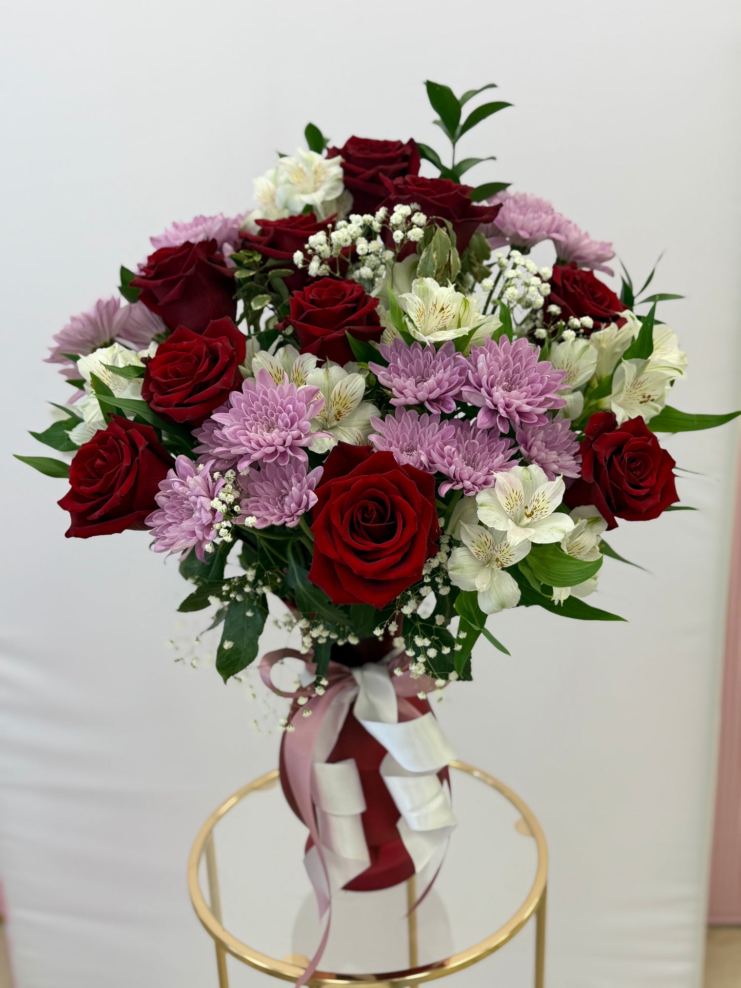 Vase arrangement